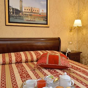 Bed and Breakfast Residenza Goldoni Βενετία