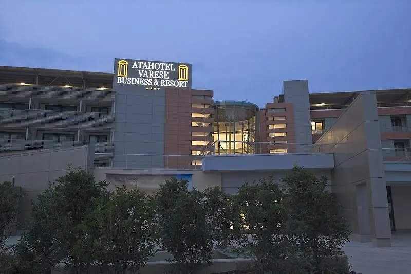 Ξενοδοχείο Unahotels Βαρέζε